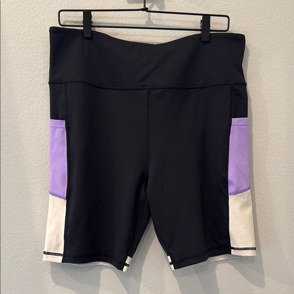 ZYIA‎ Black and Purple Bike Shorts with Wide Waistband